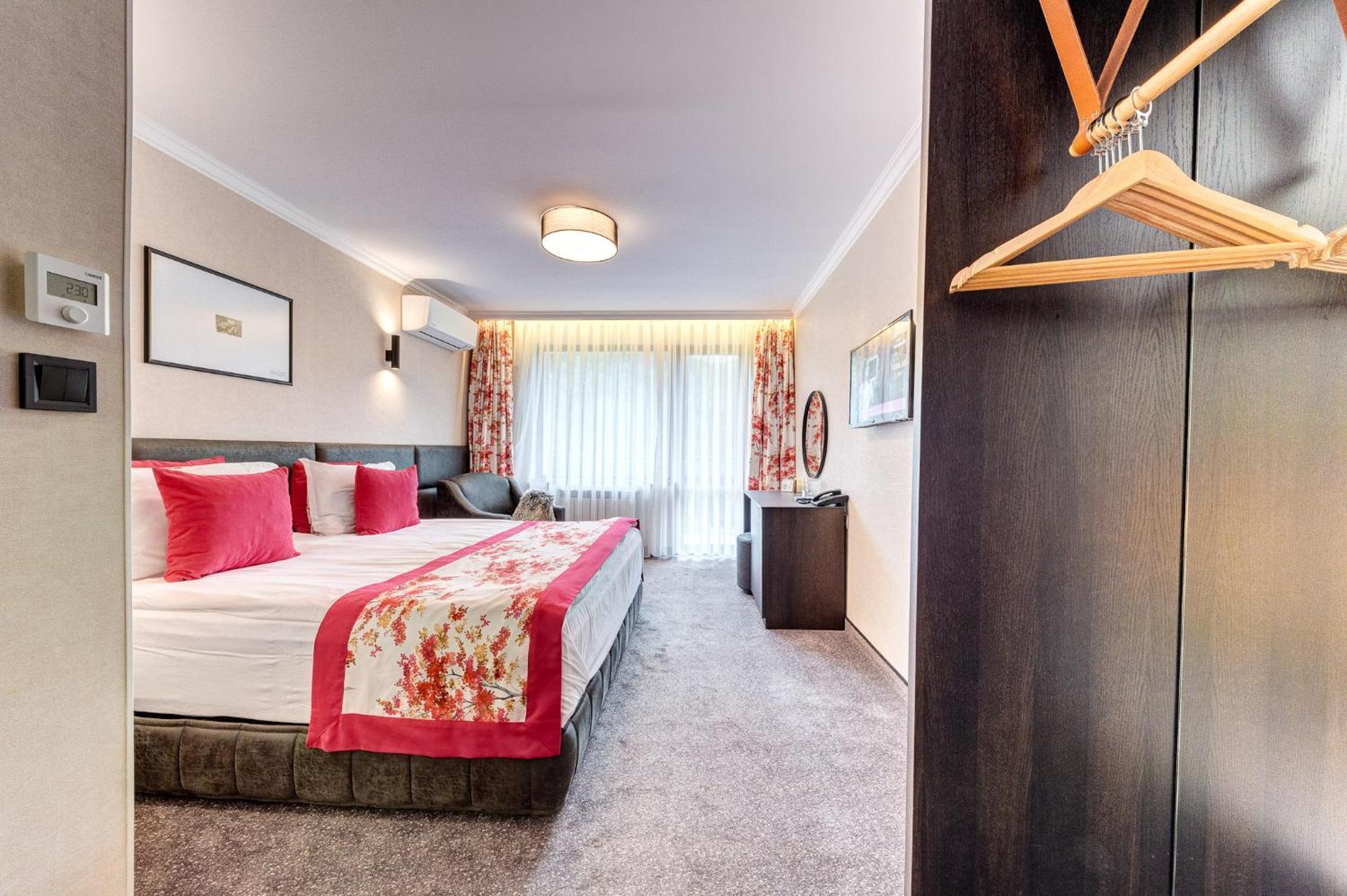 Spa Hotel Kiparis Smolan Zewnętrze zdjęcie