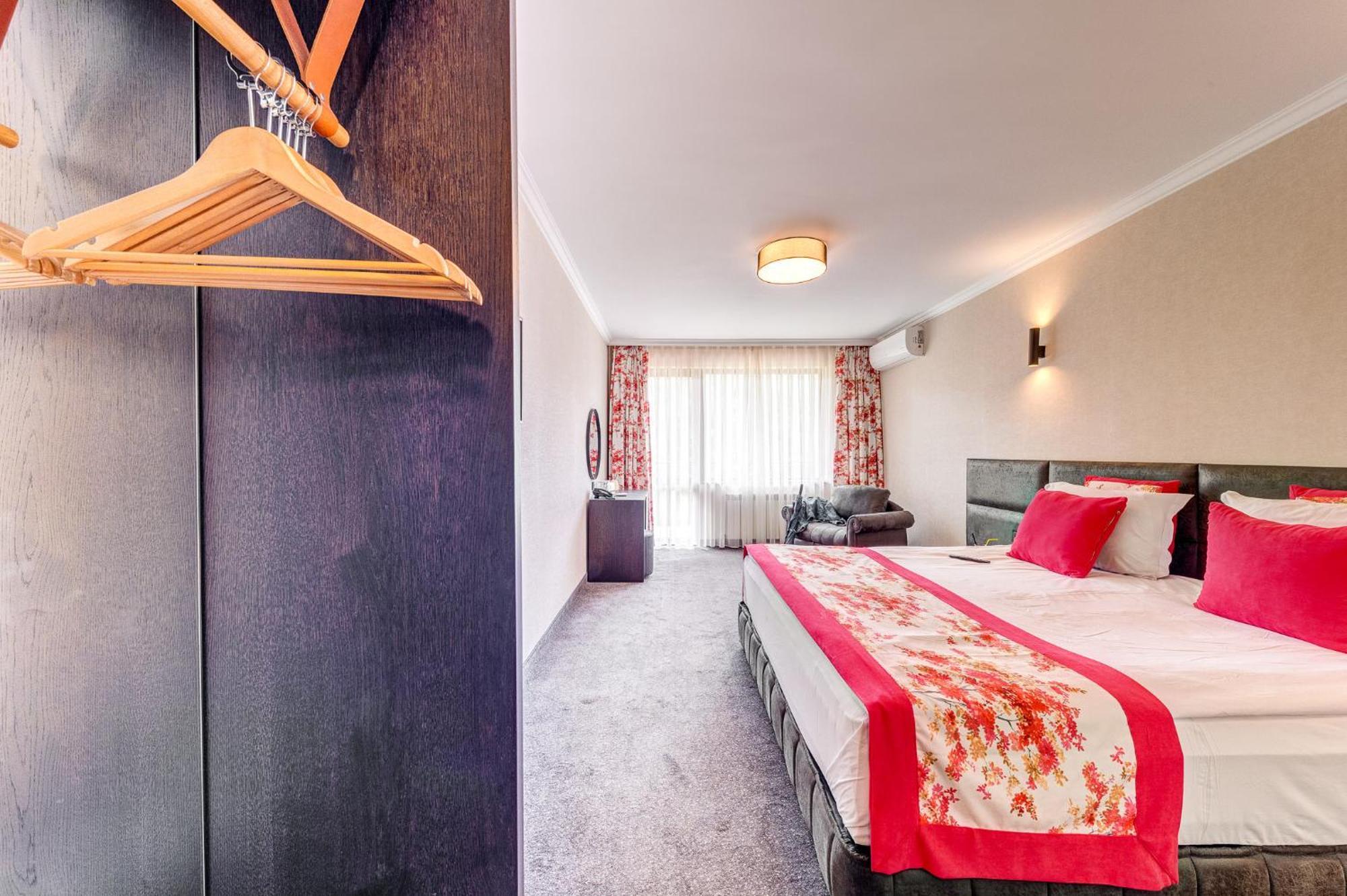Spa Hotel Kiparis Smolan Zewnętrze zdjęcie